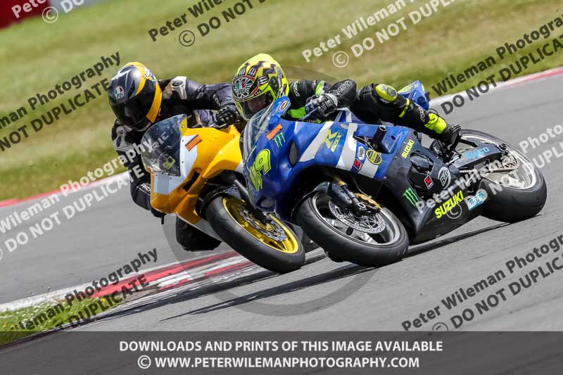 donington no limits trackday;donington park photographs;donington trackday photographs;no limits trackdays;peter wileman photography;trackday digital images;trackday photos